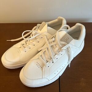 On - Roger Centre Court